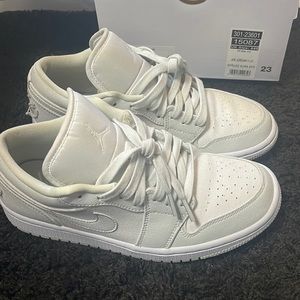 Womens air Jordan lows